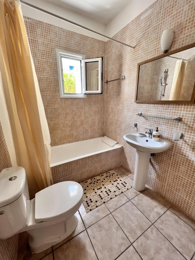 Pafia Sunbeach Townhouse Paphos Kültér fotó