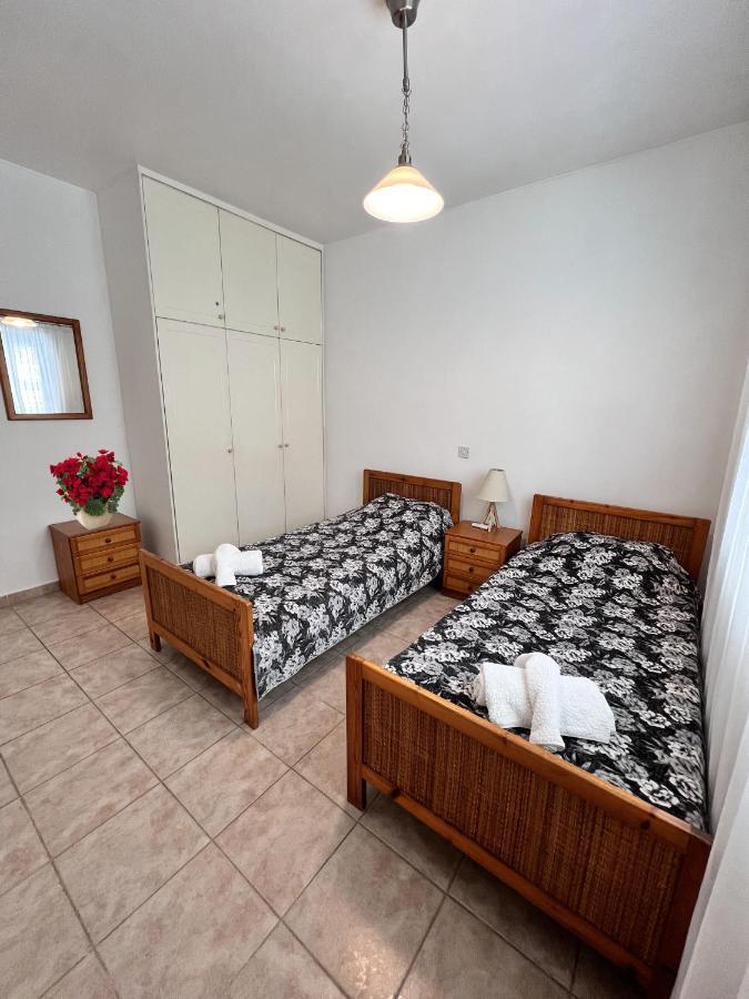 Pafia Sunbeach Townhouse Paphos Kültér fotó
